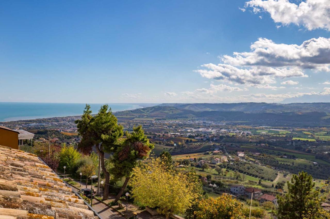 فندق Montepagano 1137 المظهر الخارجي الصورة